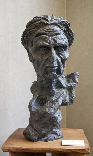 Bust of Richard J. Neutra