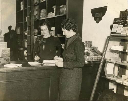 Adelphi College Bookstore, 1930s
